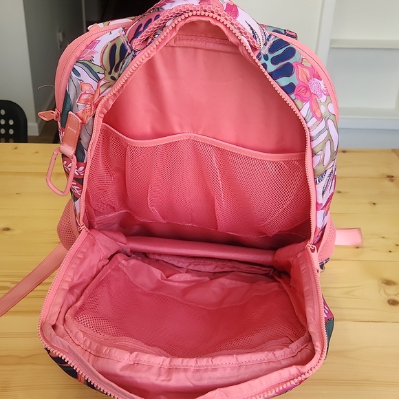 Vera Bradley ReActive XL Backpack in Rain Forest Canopy Coral Print - Picture 7 of 16